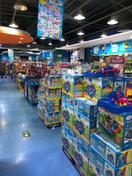 玩具反斗城 引領玩具銷售新紀元